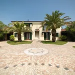 Albarella * Albarella Island